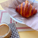 Le Grand Croissant Candle: Bakery Scent