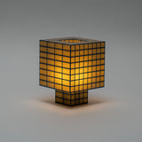 Tesser 8:3 Lamp
