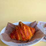 Le Grand Croissant Candle: Bakery Scent